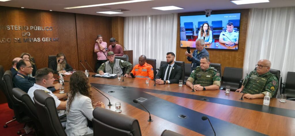 copasa-participa-de-forca-tarefa-permanente-para-protecao-da-represa-vargem-das-flores