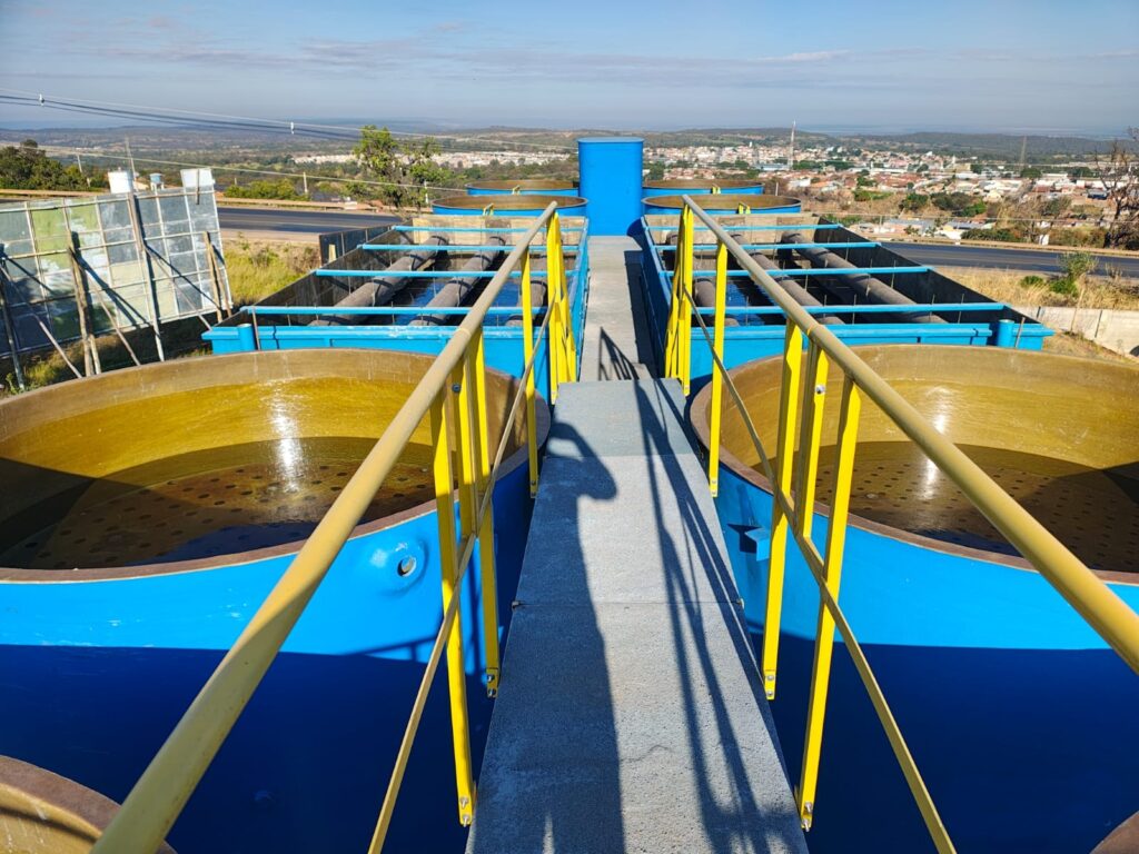 com-r$-13,6-milhoes-em-investimentos,-copasa-inicia-operacao-de-nova-estacao-de-tratamento-de-agua-em-joao-pinheiro