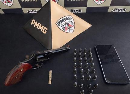 policia-militar-prende-homem-por-exibicao-e-posse-ilegal-de-arma-de-fogo-em-bambui