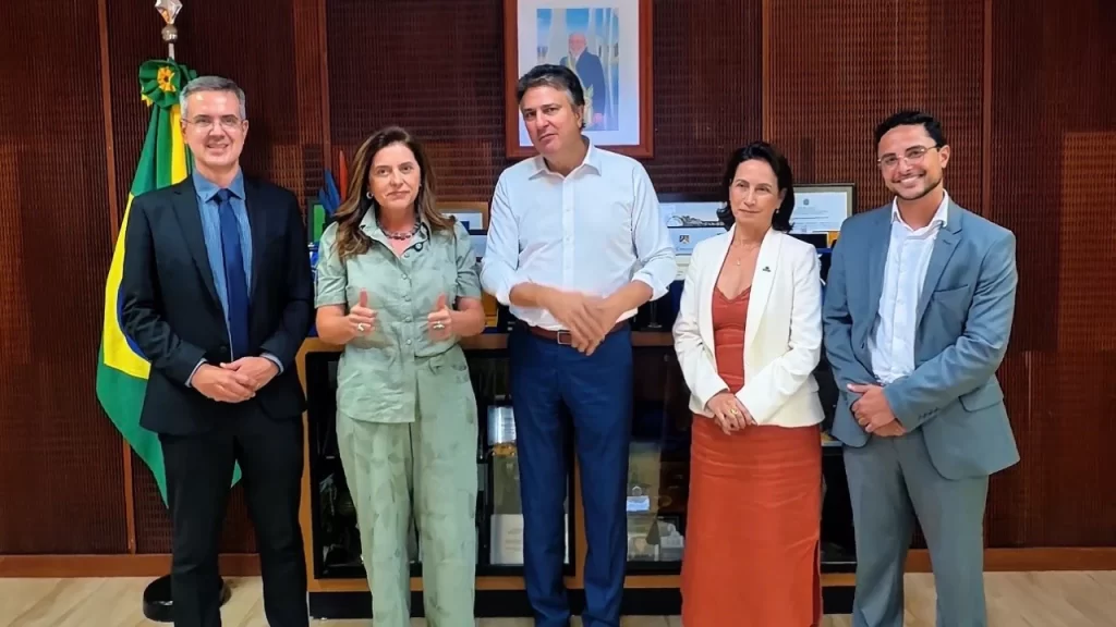 reuniao-com-ministro-confirma-ampliacao-do-cefet-de-divinopolis
