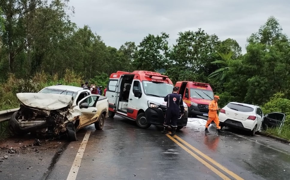 bombeiros-divulgam-novos-detalhes-de-acidente-que-matou-idoso-na-br-354-em-campo-belo;-veja-o-video