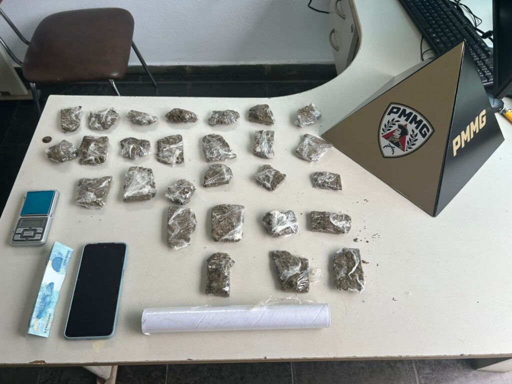 adolescente-e-apreendido-com-drogas-em-casa-usada-para-o-trafico-em-claudio