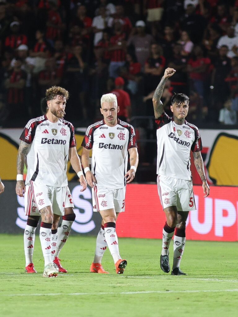flamengo-entre-a-eficiencia-e-o-alerta
