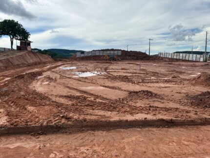 prefeitura-de-nova-serrana-inicia-obra-da-sede-propria-do-cmei-vo-fiinha-em-boa-vista