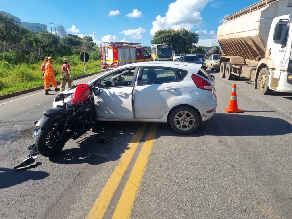 policia-militar-rodoviaria-divulga-detalhes-de-acidente-na-br-494-que-terminou-com-morte-de-motociclista-em-divinopolis