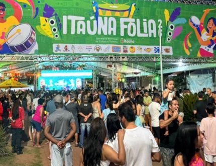 “itauna-folia-2026”-comeca-a-bombar-nesta-sexta-(13);-veja-programacao-ate-terca-(-24)
