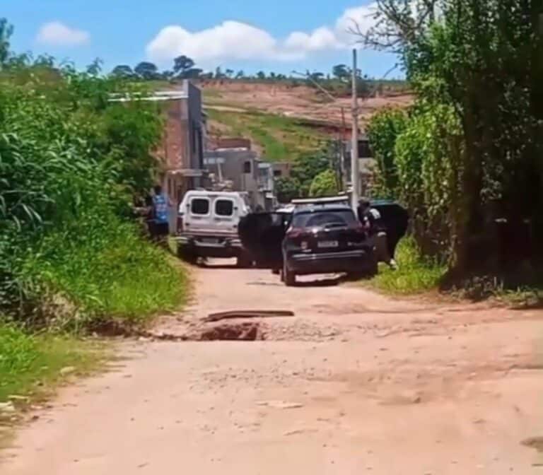 mulher-de-29-anos-e-encontrada-morta-no-bairro-sao-geraldo-e-policia-civil-investiga-homicidio-em-nova-serrana