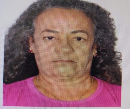 homem-mata-irma-de-58-anos-com-tesoura-dentro-de-casa-e-e-preso-apos-surto-em-santo-antonio-do-monte