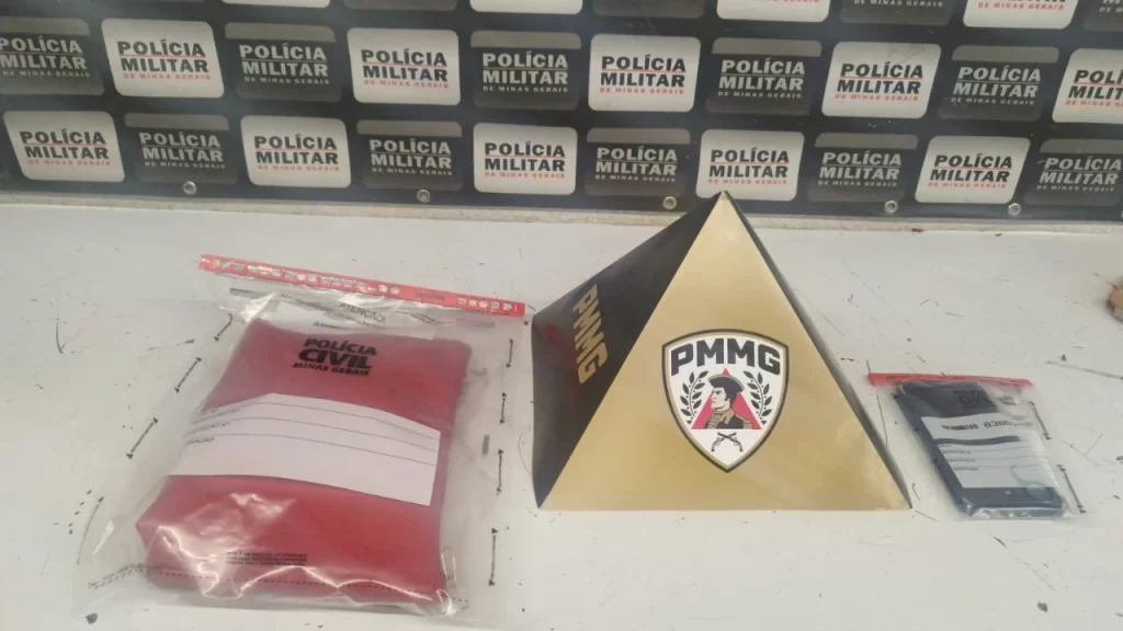 mulher-e-presa-apos-assaltar-idoso-no-bairro-esplanada,-em-divinopolis