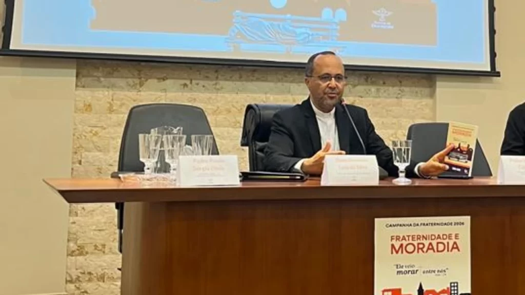 “jesus-nao-tem-partido”,-afirma-bispo-de-divinopolis-ao-criticar-rotulos-de-direita-e-esquerda