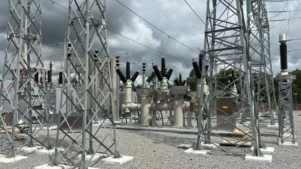 subestacao-divinopolis-3-e-energizada-e-entra-em-operacao-com-investimento-de-r$-43,6-milhoes