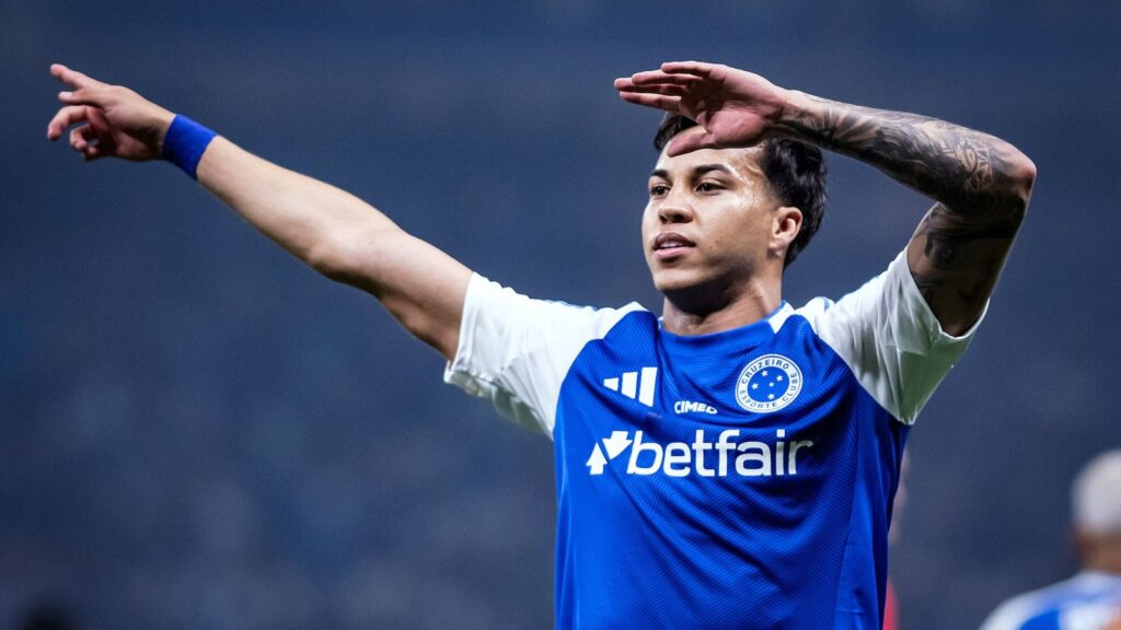 cruzeiro-vence-fora-de-casa-e-chega-com-vantagem-para-o-duelo-de-volta-contra-o-pouso-alegre