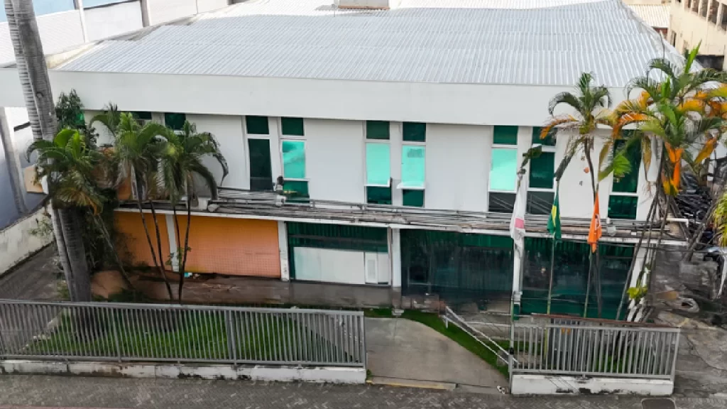 pedido-de-vista-adia-aumento-de-vereadores-em-divinopolis