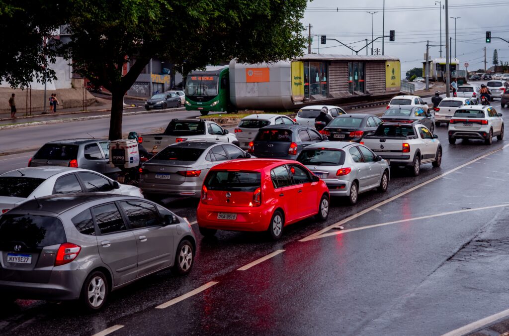 nova-regra-do-governo-de-minas-permite-compra-de-placas-veiculares-em-qualquer-cidade-do-estado