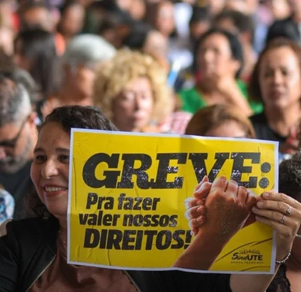 greve-em-minas:-escolas-estaduais-param-no-dia-4-e-professores-cobram-reajuste-de-41%