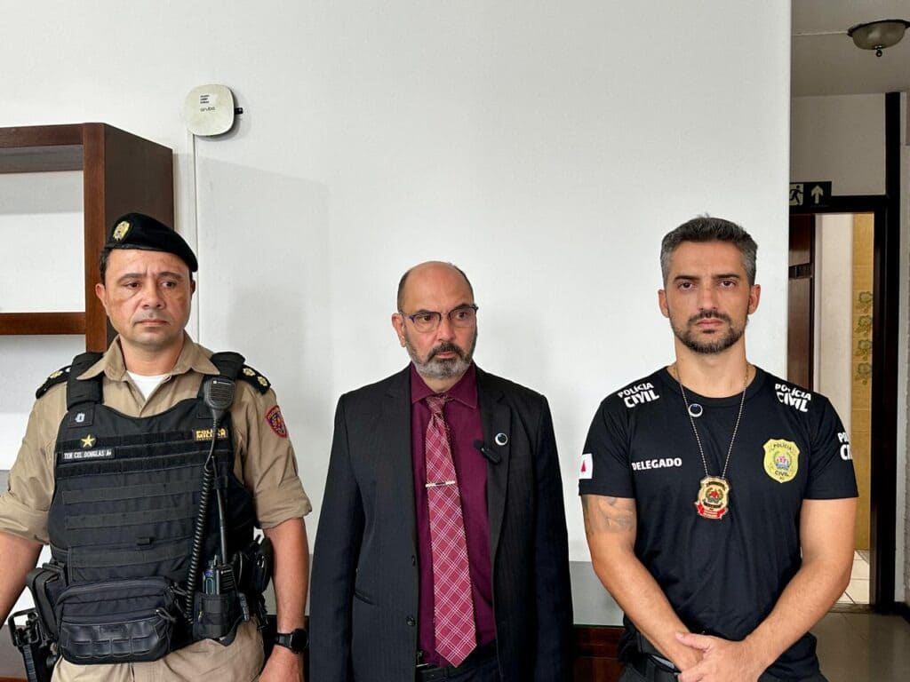 megaoperacao-contra-o-trafico-cumpre-30-mandados-e-faz-prisoes-em-formiga