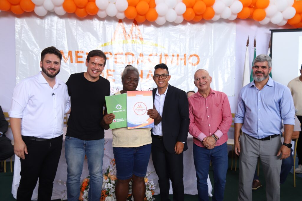 governo-de-minas-entrega-mais-de-800-titulos-de-imoveis-no-norte-do-estado-e-nos-vales-do-jequitinhonha-e-do-mucuri
