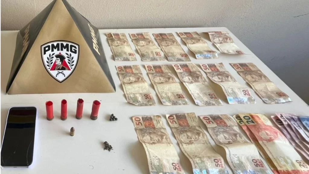 pm-prende-dois-suspeitos-durante-cumprimento-de-mandado-de-busca-e-apreensao-em-luz