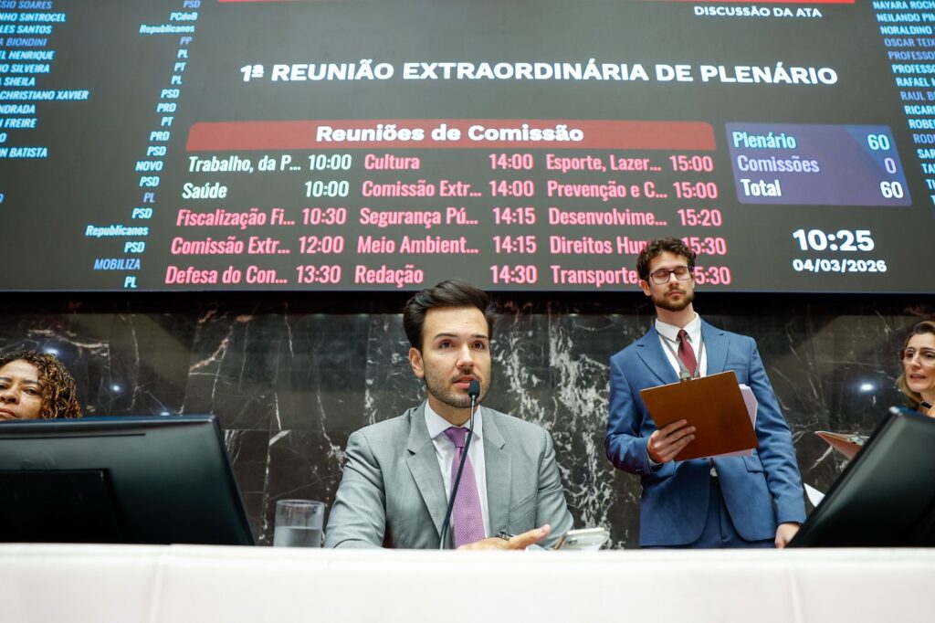 tadeu-leite-e-eleito-conselheiro-do-tce-e-diz-que-so-assume-apos-deixar-a-presidencia-da-almg