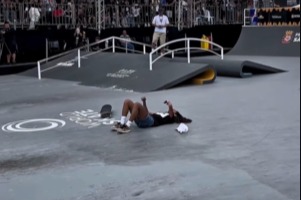 rayssa-leal-sofre-queda-e-deixa-mundial-de-skate-em-atendimento-medico