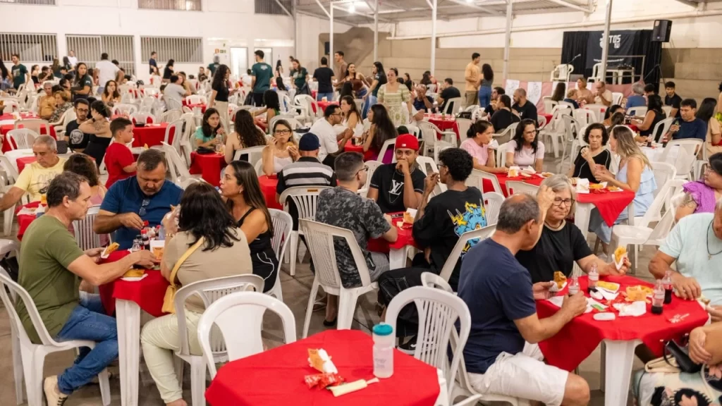 noite-do-pastel-e-realizado-por-paroquia-em-divinopolis