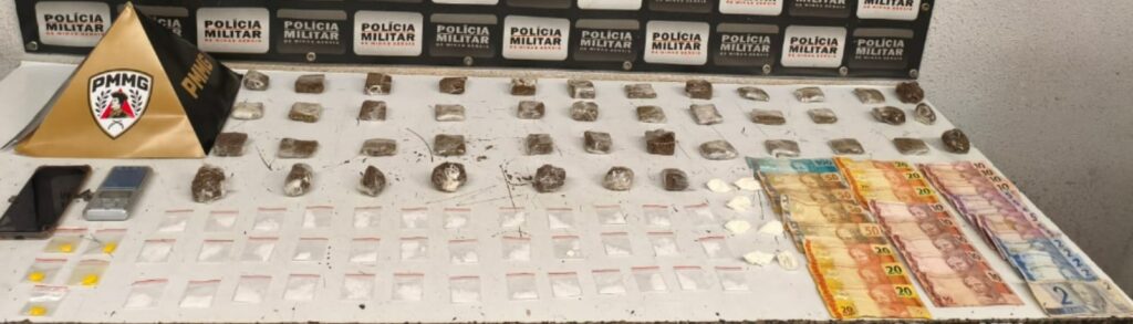 pm-prende-homem-fazendo-delivery-de-drogas-e-apreende-43-tabletes-de-maconha-no-centro-de-divinopolis