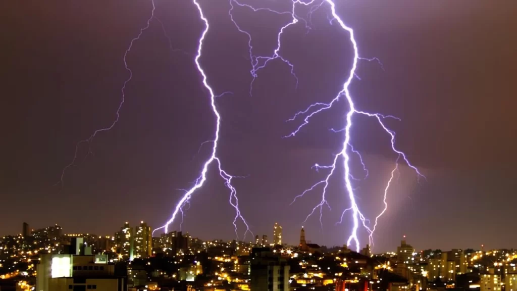 centro-meteorologico-da-cemig-antecipa-riscos-de-tempestades-em-minas