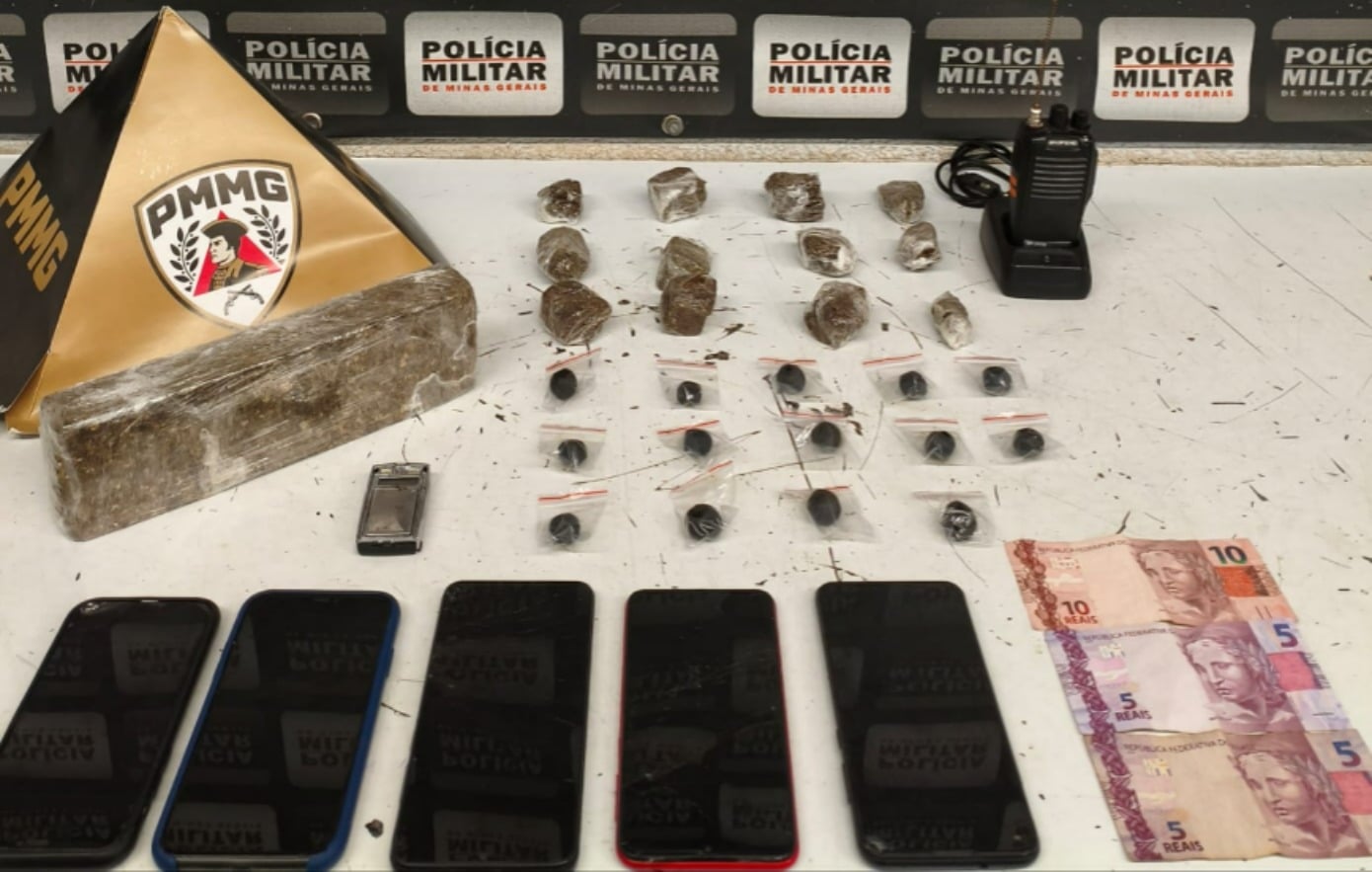 trafico-em-condominio-termina-com-homem-preso-e-dois-menores-apreendidos-no-bairro-danilo-passos-em-divinopolis