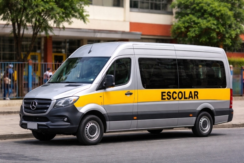 motorista-de-van-foge-de-fiscalizacao-e-levanta-suspeita-de-irregularidades-em-divinopolis