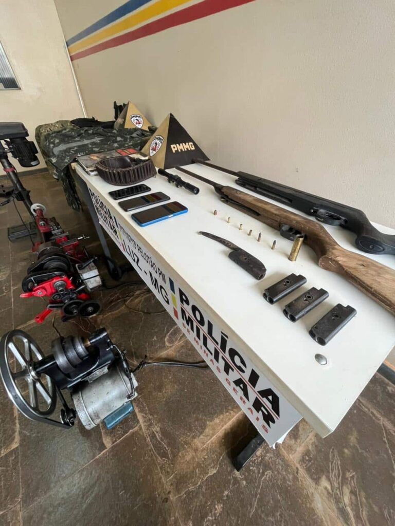 policia-militar-prende-suspeitos-por-ameaca,-trafico-e-posse-ilegal-de-armas-em-bom-despacho,-pedra-do-indaia,-dores-do-indaia-e-corrego-danta